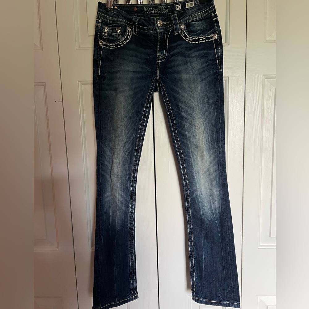 Miss Me Signature Straight Leg Jeans Size 25